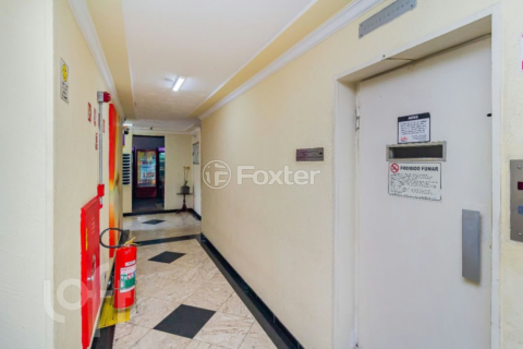 Image 44 - 894343