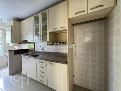 Image 7 - 894357