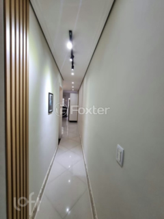 Image 4 - 894372