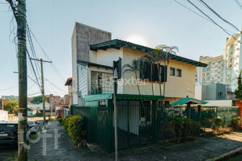 Image 29 - 894416