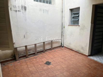 Image 10 - 894445