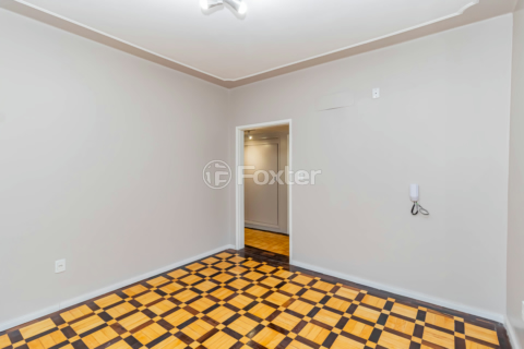 Image 7 - 894604