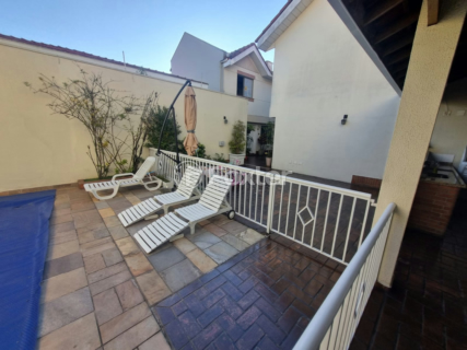 Image 3 - 894687