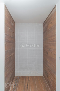 Image 7 - 894772