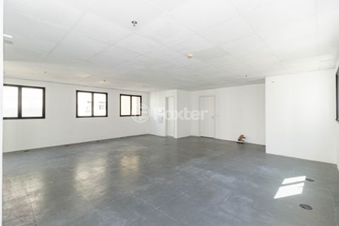 Image 7 - 894847