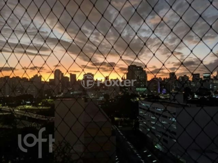 Image 11 - 894865
