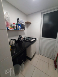 Image 6 - 894881