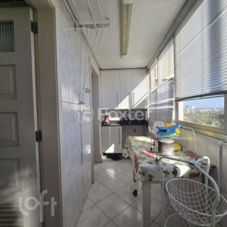 Image 45 - 894972