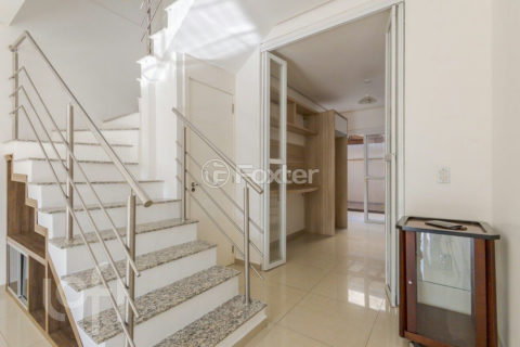 Image 1 - 895001