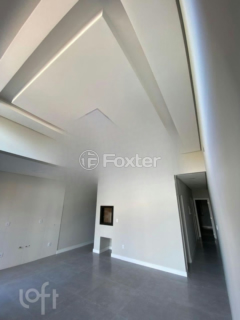 Image 3 - 895007