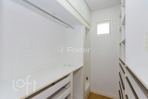 Image 79 - 895161