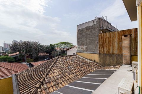 Image 42 - 895372