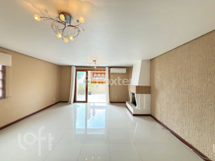 Image 9 - 895495