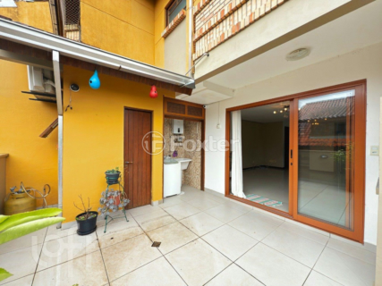 Image 39 - 895495
