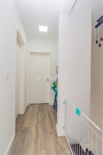 Image 30 - 895521