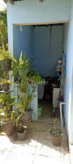Image 8 - 895637