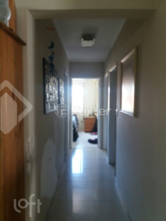 Image 4 - 895668