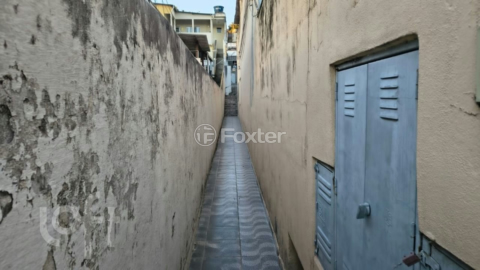 Image 43 - 895710