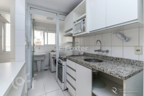 Image 3 - 895797