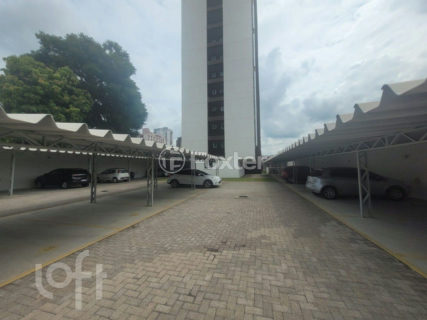Image 8 - 895807