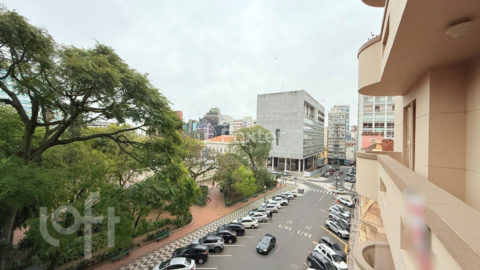Image 7 - 895856