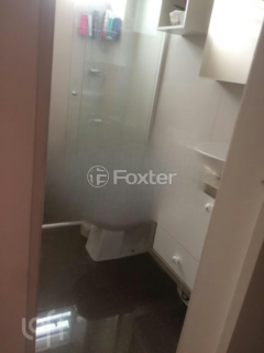 Image 7 - 895946