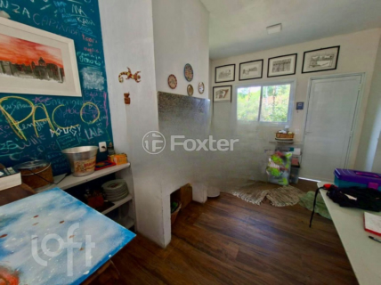 Image 4 - 895962