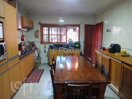 Image 19 - 895963