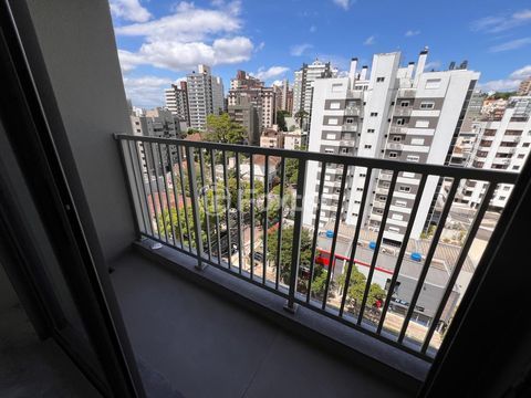 Image 3 - 895971