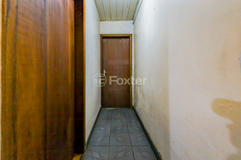 Image 7 - 896044
