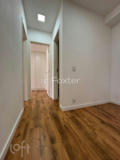 Image 3 - 896077