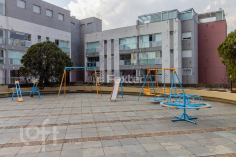 Image 37 - 896162
