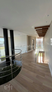 Image 7 - 896188