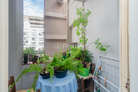 Image 1 - 896287