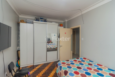 Image 8 - 896287