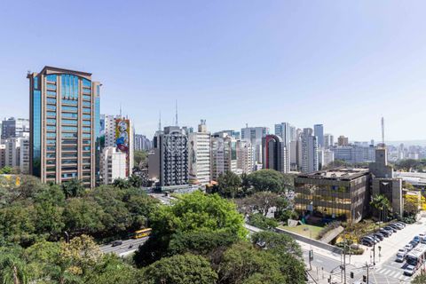 Image 3 - 896365