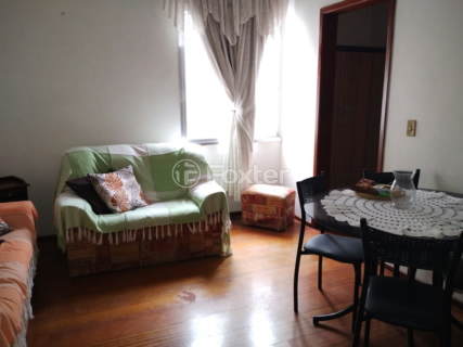Image 3 - 896368