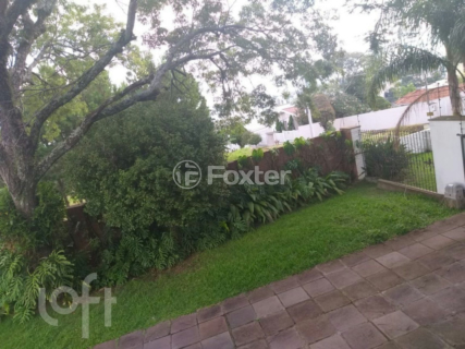 Image 6 - 896397
