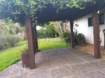 Image 3 - 896397