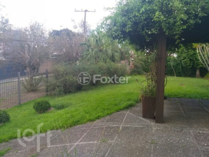 Image 4 - 896397