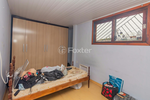 Image 31 - 896402