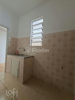 Image 7 - 896426