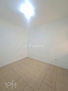 Image 1 - 896426