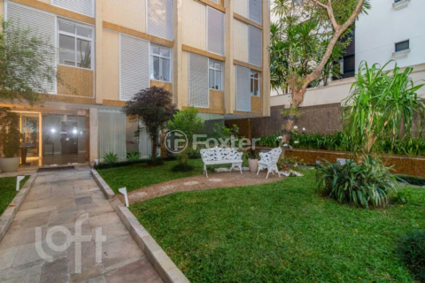Image 78 - 896512