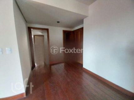 Image 7 - 896617