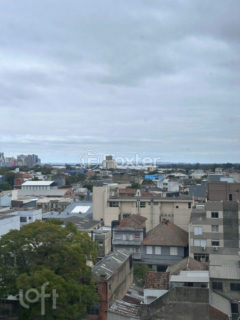 Image 21 - 896636