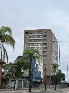 Image 29 - 896636
