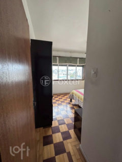 Image 9 - 896636