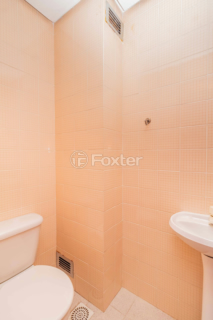 Image 9 - 896662