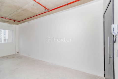 Image 9 - 896697